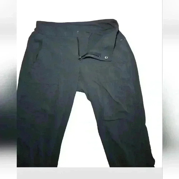 Athleta Womens Gray Trekkie Cropped Pant 6 - Picture 4 of 14